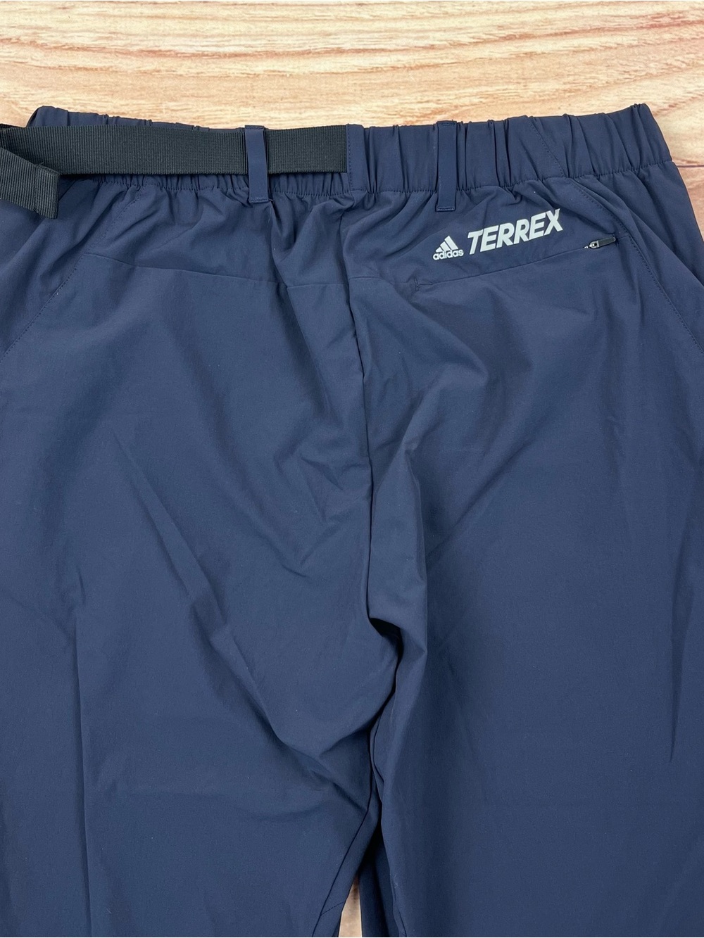 Adidas Terrex Hiking 7/8 Tapered Woven Pants Women Size L GD1128 MSRP $110 Navy